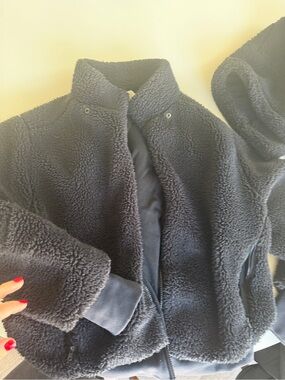 ALO Yoga Black Sherpa-Lined Jacket
